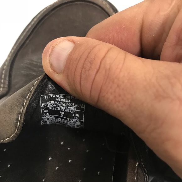 Merrell size 7.5 slip ons - Picture 6 of 6